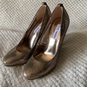 Steve Madden Metallic Heels